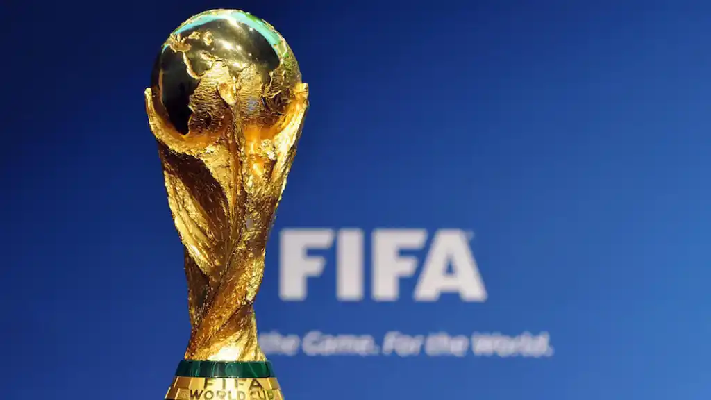 Javier Marcano Tabata: F&uacute;tbol - El Deporte Rey que Une Naciones
