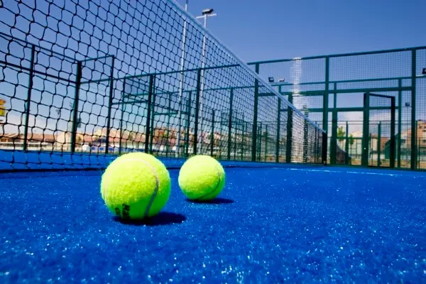 Pádel - El Deporte de Pala que Conquista al Mundo por Javier Marcano Tabata Pádel - El Deporte de Pala que Conquista al Mundo por Javier Marcano Tabata