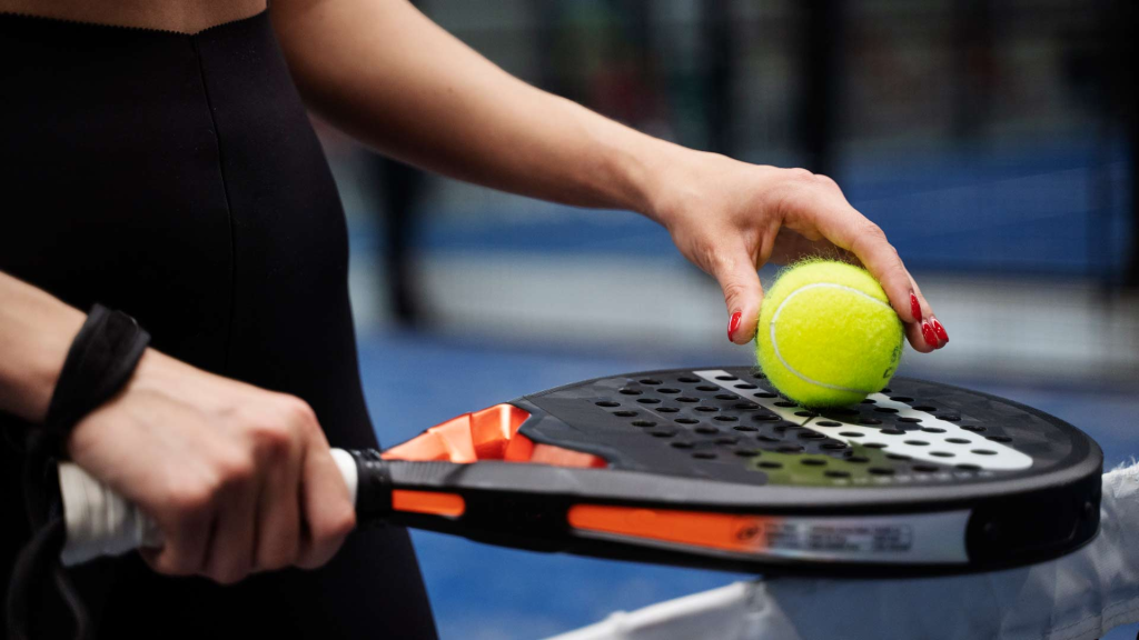 Pádel - El Deporte de Pala que Conquista al Mundo por Javier Marcano Tabata Pádel - El Deporte de Pala que Conquista al Mundo por Javier Marcano Tabata