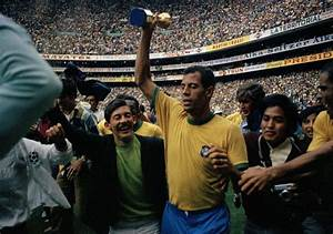 Joao Rafael Silva Robertson te Lleva: Pura Magia en la Cancha con los 10 Goles M&aacute;s Legendarios de los Mundiales.