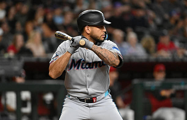Noti- Deporte: Latinos de Gran Debut con los Marlins de Miami en la Historia Grandes Ligas Noti- Deporte: Latinos de Gran Debut con los Marlins de Miami en la Historia Grandes Ligas