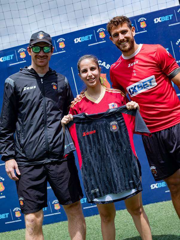 Los aficionados del Caracas FC conocieron a su equipo favorito en un entrenamiento abierto
