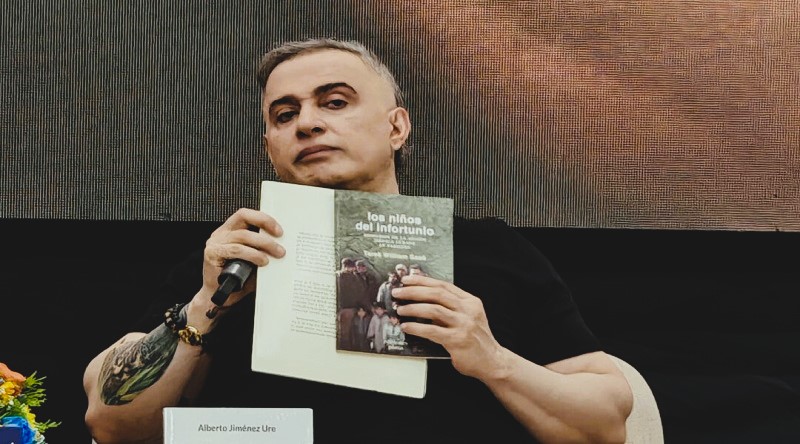 Tarek William Saab | ‘Los Niños del Infortunio’: ¡La consagración del ‘Poeta de la Revolución’ en los 2000!