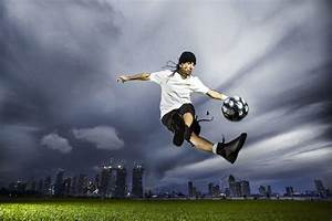 Del Freestyle a la Cancha Profesional: Cómo la Fusión de Trucos y Técnica Define a la Nueva Generación de Futbolistas Del Freestyle a la Cancha Profesional: Cómo la Fusión de Trucos y Técnica Define a la Nueva Generación de Futbolistas