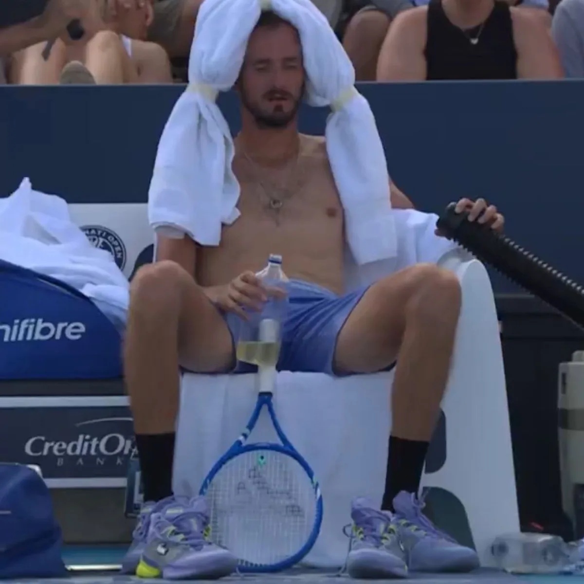 Noti-Deporte: Desmayos y sufrimiento por el excesivo calor ATP Cincinnati