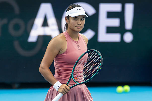 Noti-Deporte: Sabalenka saca casta de campeona y sobrevive a la nueva (y mejorada) Raducanu
