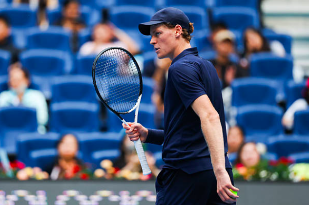 Noti-Deporte: Así derrotó Sinner una vez más a De Minaur en semifinales de Pekín
