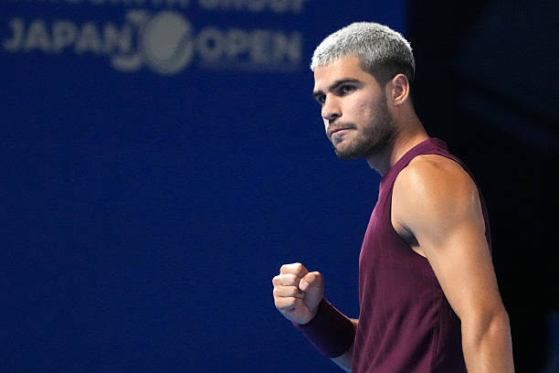 Noti-Deporte: Así ha ganado lesionado Alcaraz a Báez en Tokio