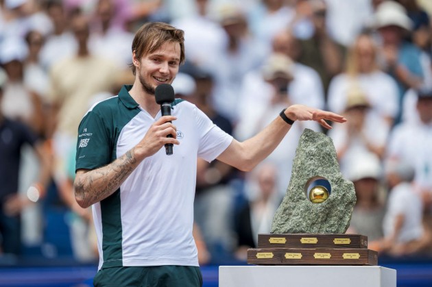 Noti-Deporte: La relación tóxica de Alexander Bublik