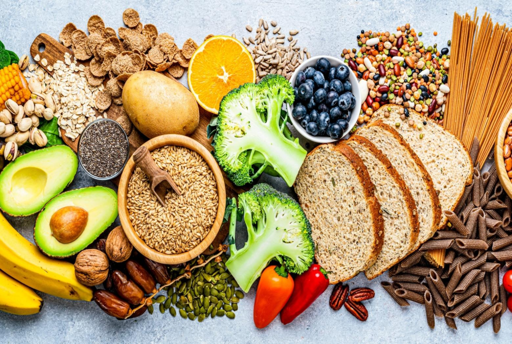 El Combustible del Cuerpo y la Mente: El Impacto de la Alimentación en tu Productividad, Salud y Bienestar El Combustible del Cuerpo y la Mente: El Impacto de la Alimentación en tu Productividad, Salud y Bienestar