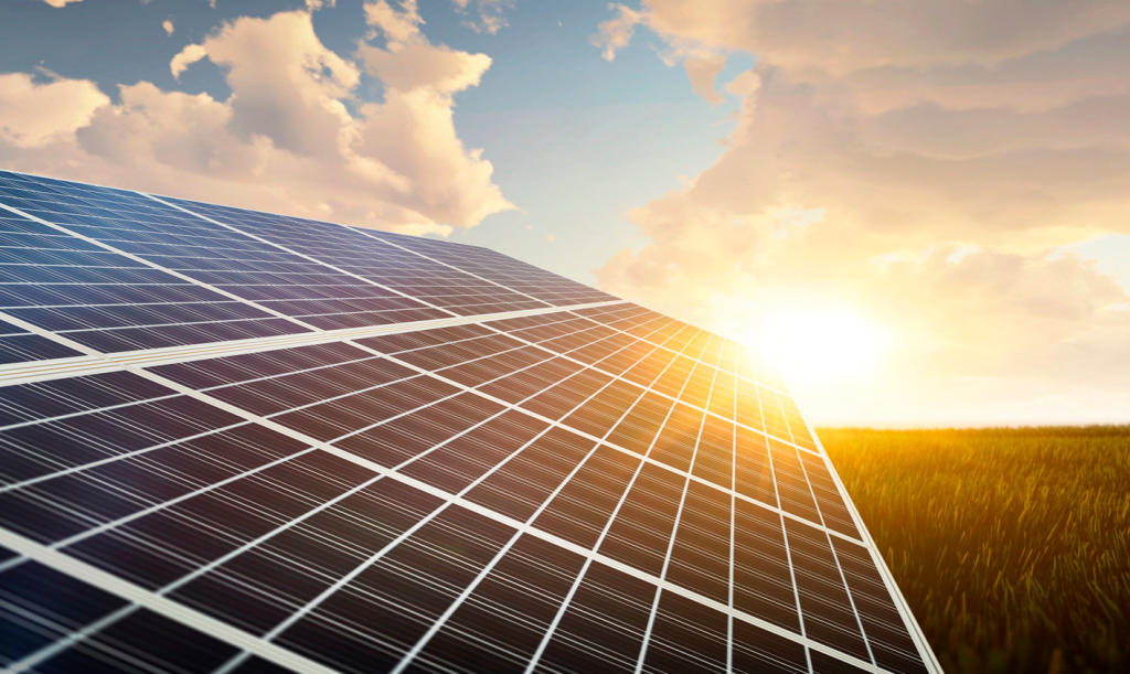 Hjalmar Jesus Gibelli Gómez | El Sol como Aliado Comercial: La Revolución Silenciosa de la Energía Solar