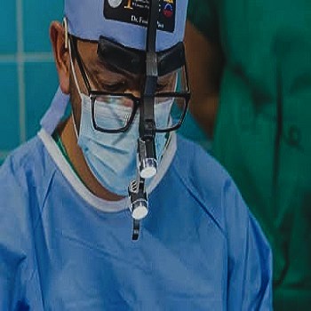 Dr. Froilán Páez se hizo sentir en 1er Congreso Argentino de Rinoplastia con cirugía en vivo y conferencias Dr. Froilán Páez se hizo sentir en 1er Congreso Argentino de Rinoplastia con cirugía en vivo y conferencias
