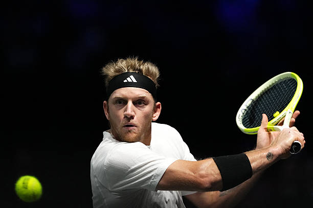 Noti-Deporte: As&iacute; gan&oacute; Zverev a Davidovich en los octavos del Masters 1000 de Par&iacute;s