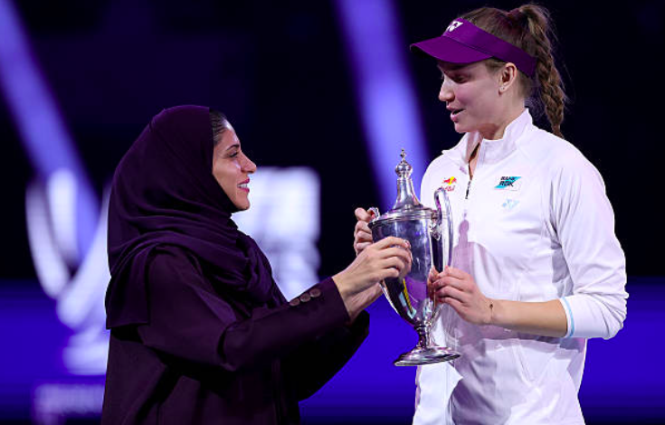 Noti-Deporte: Esto dijo Elena Rybakina tras conquistar las WTA Finals 2025