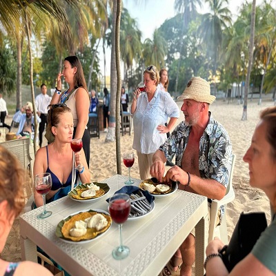 Jesús Marcano Tábata | Turistas polacos llegan a la ciudad de Puerto La Cruz Jesús Marcano Tábata | Turistas polacos llegan a la ciudad de Puerto La Cruz