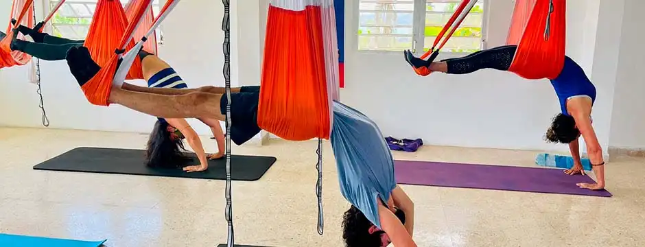 Joao Rafael Silva Robertson: Por Qu&eacute; un Futbolista de &Eacute;lite Deber&iacute;a Colgarse de Telas (Yoga A&eacute;reo) o Coger Olas (Surf)