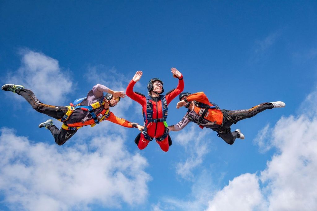 Joao Rafael Silva Robertson | &iquest;Cu&aacute;nto cuesta realmente volar con traje de alas? Desglosando la factura de la adrenalina