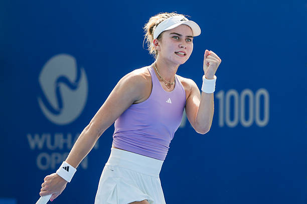 Noti-Deporte: As&iacute; juega Iva Jovic, la pr&oacute;xima gran estrella del tenis mundial