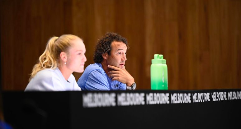 Noti-Deporte: Entrevista con Carlos Cuadrado, entrenador de Emerson Jones