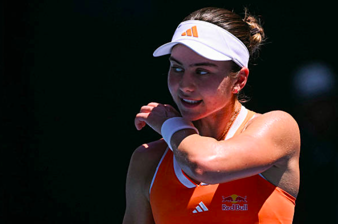 Noti-Deporte: Iva Jovic confiesa la lecci&oacute;n aprendida tras caer con Aryna Sabalenka