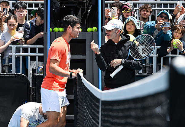 Noti-Deporte: As&iacute; es Samuel L&oacute;pez, entrenador de Alcaraz en Open de Australia