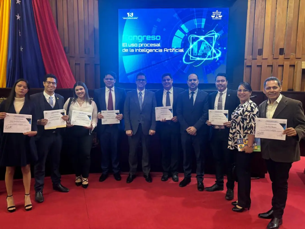 Hist&oacute;rico Reconocimiento del TSJ a la Escuela de Derecho de la Universidad Bicentenaria de Aragua