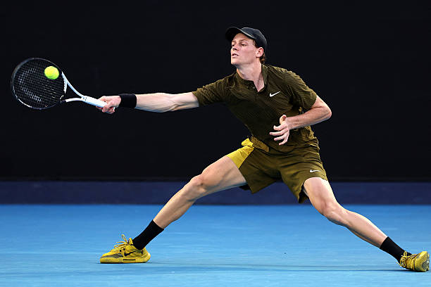 Noti-Deporte: Jannik Sinner confiesa los cambios de su saque en el Open de Australia