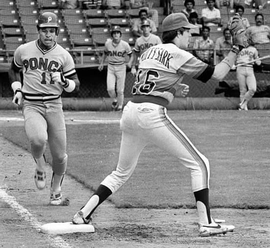 Noti- Deporte: Cangrejeros de Santurce y Leones de Ponce Gran Historia Beisbol de Puerto Rico Noti- Deporte: Cangrejeros de Santurce y Leones de Ponce Gran Historia Beisbol de Puerto Rico