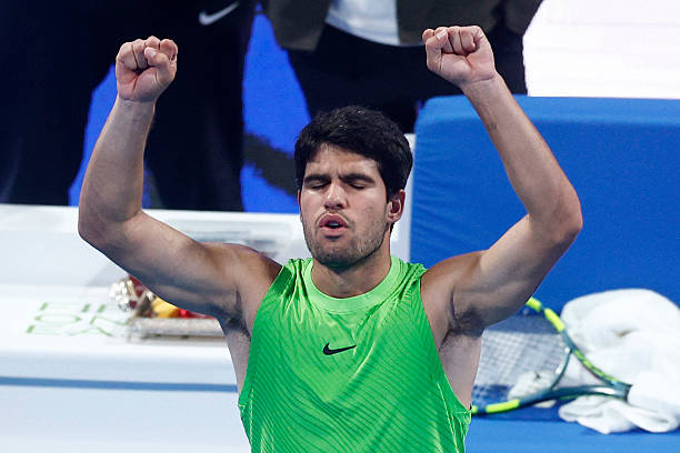 Noti-Deporte: Esto dijo Alcaraz tras su victoria de hoy ante Royer en ATP Doha Noti-Deporte: Esto dijo Alcaraz tras su victoria de hoy ante Royer en ATP Doha