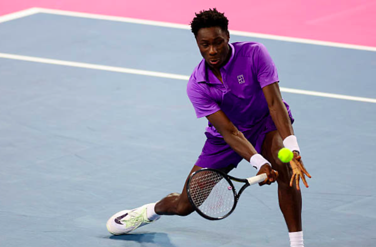 Noti-Deporte: Mo&iuml;se Kouam&eacute; compara su juego al de Djokovic, Sinner y Alcaraz