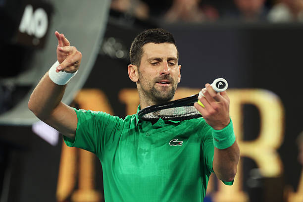 Noti-Deporte: Aconsejan a Djokovic saltarse Roland Garros para poder ganar Wimbledon Noti-Deporte: Aconsejan a Djokovic saltarse Roland Garros para poder ganar Wimbledon