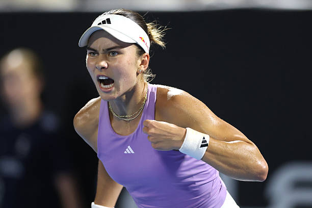 Noti-Deporte: Iva Jovic asegura que todav&iacute;a siente nervios al encontrarse a Djokovic
