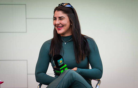 Noti-Deporte: Bianca Andreescu aterriza en Indian Wells con una misión muy marcada Noti-Deporte: Bianca Andreescu aterriza en Indian Wells con una misión muy marcada