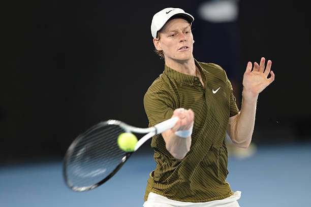 Noti-Deporte: Una leyenda de tenis dice que Sinner perdió en Australia por un virus Noti-Deporte: Una leyenda de tenis dice que Sinner perdió en Australia por un virus