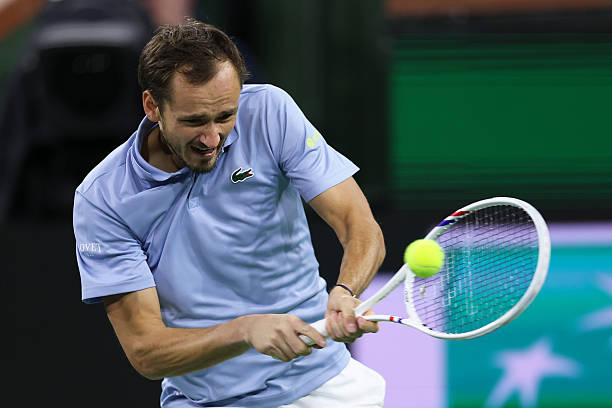 Noti-Deporte: Medvedev se ve con opciones de ganar a Alcaraz en Indian Wells 2026 Noti-Deporte: Medvedev se ve con opciones de ganar a Alcaraz en Indian Wells 2026