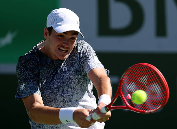 Noti-Deporte: Sinner vence a Fonseca en Indian Wells y avanza a cuartos de final Noti-Deporte: Sinner vence a Fonseca en Indian Wells y avanza a cuartos de final