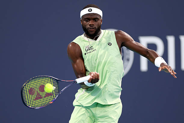 Noti-Deporte: El mensaje directo de Tiafoe a Sinner antes de su duelo en Miami