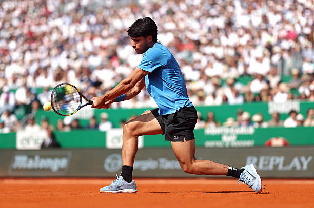 Noti-Deporte: Así ganó Alcaraz a Vacherot en Montecarlo 2026; final contra Sinner Noti-Deporte: Así ganó Alcaraz a Vacherot en Montecarlo 2026; final contra Sinner