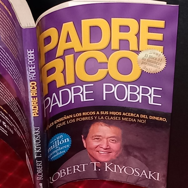 10 Libros de Finanzas Personales de Luis Alberto P&eacute;rez Gonz&aacute;lez