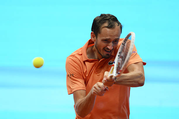 Noti-Deporte: Esto dijo Medvedev tras debutar con victoria en el Mutua Madrid Open