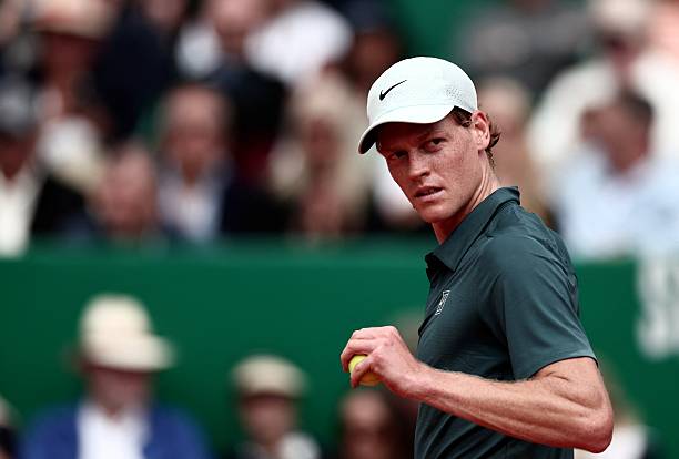 Noti-Deporte: Un Sinner imperial arrolla a Zverev en Montecarlo