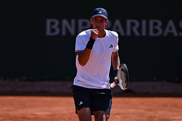 Noti-Deporte: Jódar se gradúa en Roland Garros con increíble victoria ante Michelsen Noti-Deporte: Jódar se gradúa en Roland Garros con increíble victoria ante Michelsen