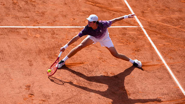 Noti-Deporte: Joao Fonseca hace autocr&iacute;tica tras su debut en Roland Garros 2026