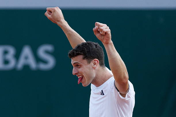 Noti-Deporte: Esto es lo que dijo Cer&uacute;indolo tras ganar a Landaluce en Roland Garros
