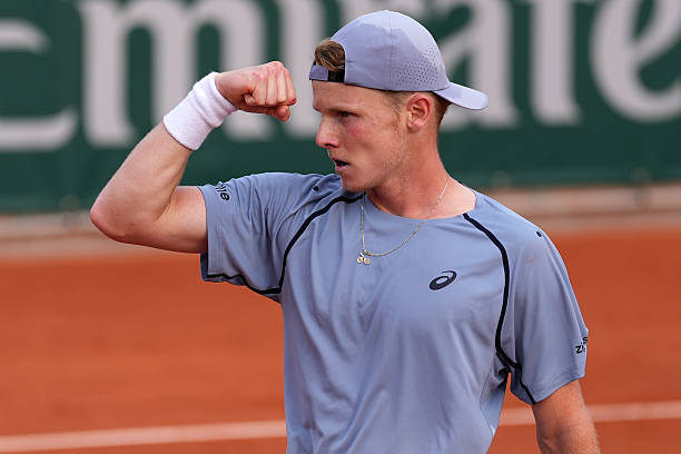 Noti-Deporte: As&iacute; es Jesper de Jong y su incre&iacute;ble historia en Roland Garros 2026
