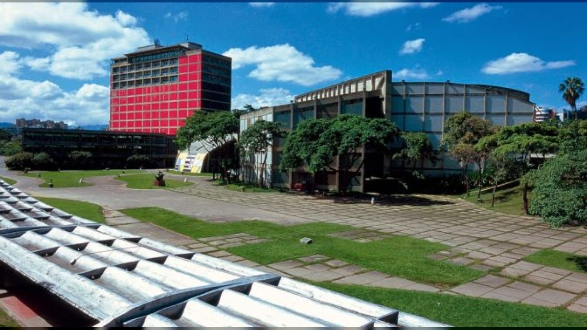 Armando Iachini y los Edificios de Caracas: Identidad Urbana Armando Iachini y los Edificios de Caracas: Identidad Urbana