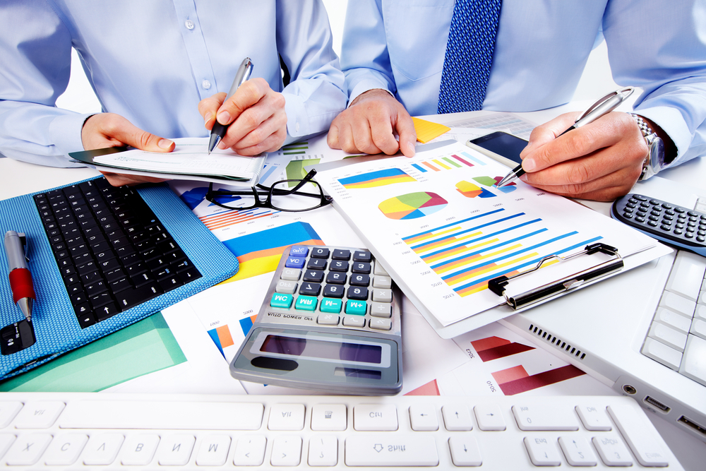 Administraci&oacute;n vs. Direcci&oacute;n de Seguros