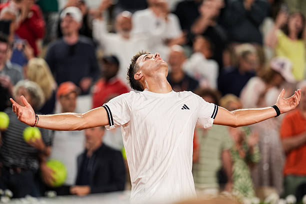 Noti-Deporte: Esto es lo que dijo Mensik tras su épica batalla con Rublev Noti-Deporte: Esto es lo que dijo Mensik tras su épica batalla con Rublev