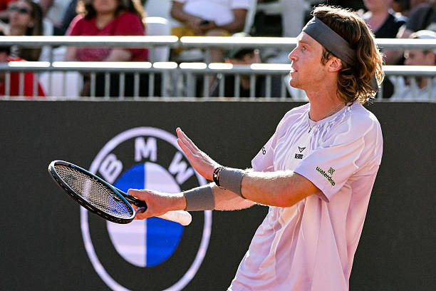 Noti-Deporte: Rublev: "Hubo un tiempo en que no entendía el sentido de vivir" Noti-Deporte: Rublev: "Hubo un tiempo en que no entendía el sentido de vivir"