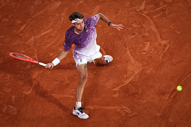 Noti-Deporte: Flavio Cobolli se mete en las semifinales de Roland Garros 2026 tras ganas a F&eacute;lix Auger-Aliassime y asegura a un italiano en la gran final